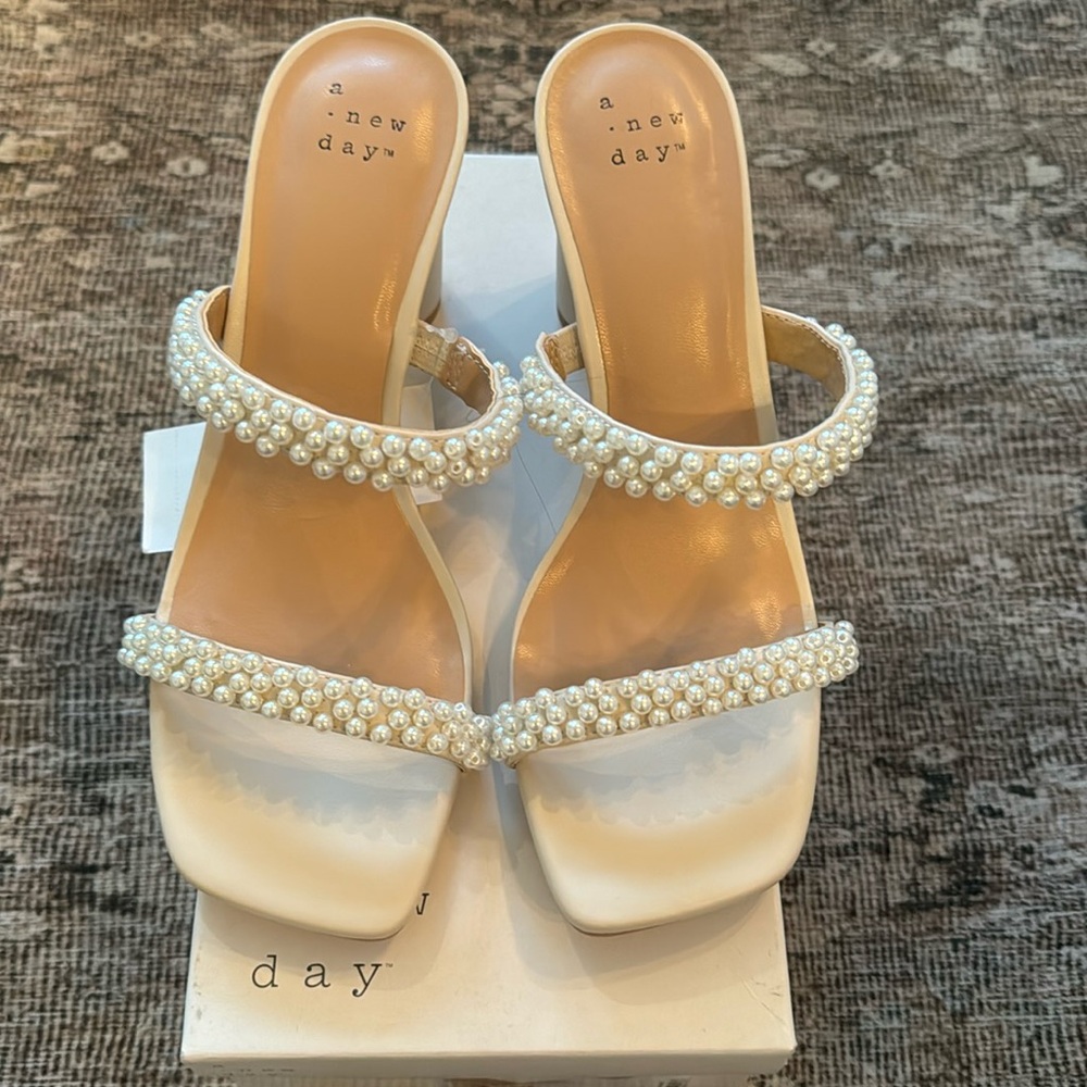 Pearl Heels